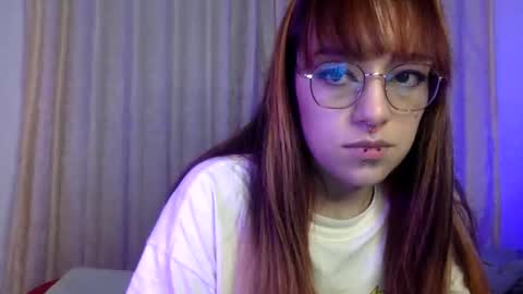 bella_and_koko online show from February 8, 2026, 10:57 pm