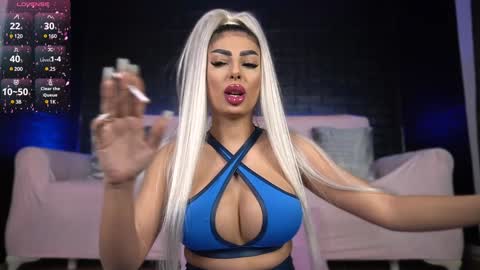 Emma  Bella online show from February 5, 2025, 8:14 pm