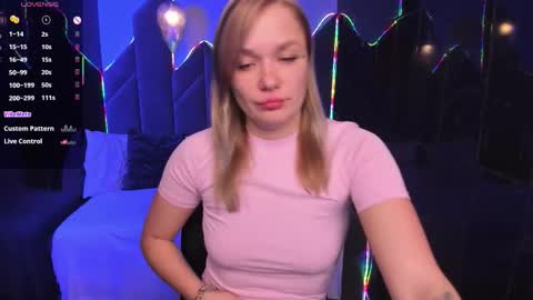 Bella online show from October 28, 2025, 5:55 am