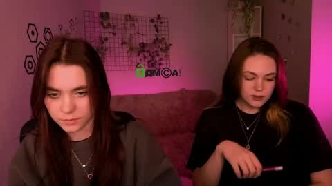 Bella online show from April 26, 2026, 9:40 am