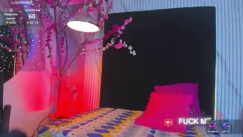 Snapshot of bella_moonlight_cr chatting on January 19, 2026, 4:05 am BELLA online show from January 19, 2026, 4:05 am