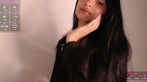 Snapshot of bella_musee chatting on February 7, 2025, 2:29 am   online show from February 7, 2025, 2:29 am