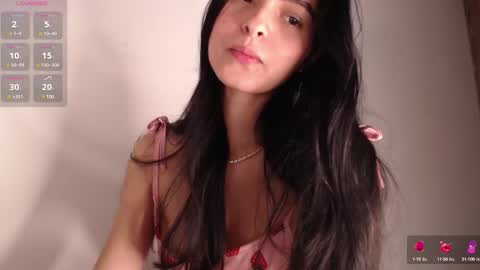 Snapshot of bella_musee chatting on March 1, 2025, 3:21 am   online show from March 1, 2025, 3:21 am