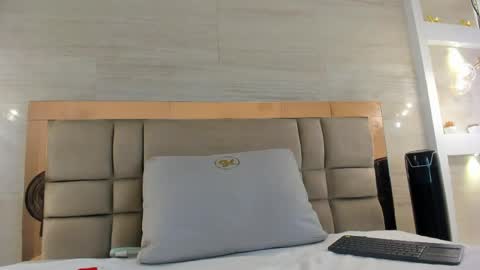 Snapshot of bella_novoa chatting on May 29, 2026, 5:16 am BELLA online show from May 29, 2026, 5:16 am
