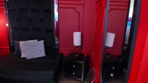 Snapshot of bella_riviera chatting on January 12, 2026, 12:21 pm Bella Riviera online show from January 12, 2026, 12:21 pm