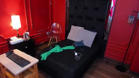 Snapshot of bella_riviera chatting on January 13, 2026, 7:41 pm Bella Riviera online show from January 13, 2026, 7:41 pm