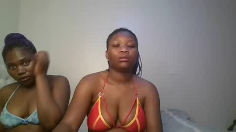 Snapshot of bella_rose3 chatting on September 9, 2025, 9:25 pm bella online show from September 9, 2025, 9:25 pm