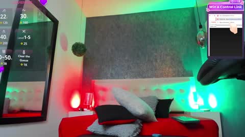 Snapshot of bella_salvatore chatting on January 16, 2025, 3:34 am     online show from January 16, 2025, 3:34 am