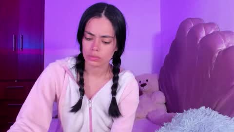 Valeria Model Independent online show from January 9, 2026, 5:32 am