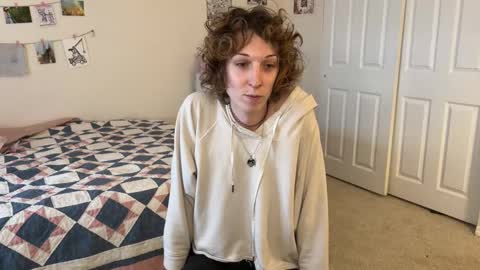 bellababy444 online show from January 11, 2025, 6:44 pm