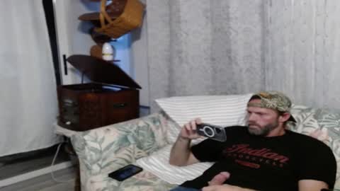 Snapshot of bellabeanz chatting on February 6, 2025, 12:48 pm Roxy Rain online show from February 6, 2025, 12:48 pm