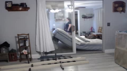 Snapshot of bellabeanz chatting on February 6, 2025, 9:17 pm Roxy Rain online show from February 6, 2025, 9:17 pm