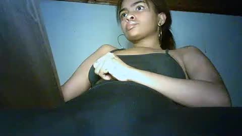 Bella online show from February 24, 2025, 8:14 pm