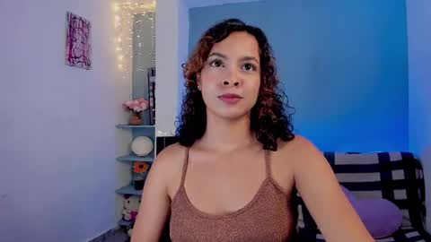 Snapshot of bellabeth_ chatting on January 15, 2025, 4:57 am Betsy online show from January 15, 2025, 4:57 am