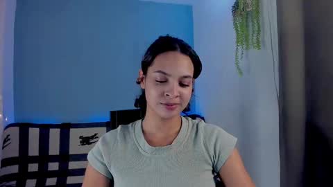 Snapshot of bellabeth_ chatting on February 1, 2025, 3:30 am Betsy online show from February 1, 2025, 3:30 am