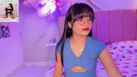 Snapshot of bellagreen_ chatting on September 17, 2025, 8:54 pm bellagreen_ online show from September 17, 2025, 8:54 pm