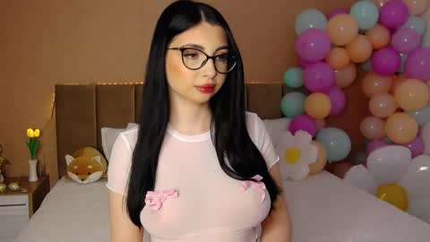 Snapshot of bellahere chatting on April 2, 2026, 6:33 am Diana online show from April 2, 2026, 6:33 am