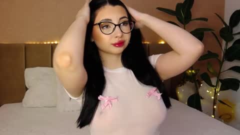 Snapshot of bellahere chatting on April 13, 2026, 6:41 am Diana online show from April 13, 2026, 6:41 am