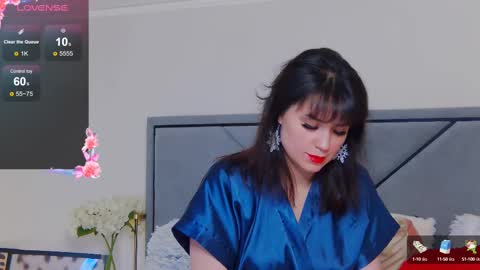 Snapshot of bellahillss chatting on February 9, 2025, 2:18 pm BellaHillss online show from February 9, 2025, 2:18 pm