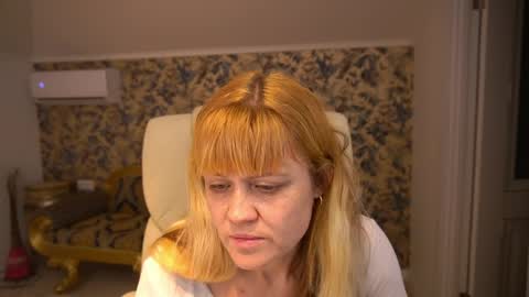 Snapshot of bellalapetit chatting on April 3, 2026, 1:09 pm Bella online show from April 3, 2026, 1:09 pm