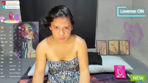 Snapshot of bellalovesherfellas chatting on February 12, 2026, 2:50 am BellaLovesHerFellas online show from February 12, 2026, 2:50 am