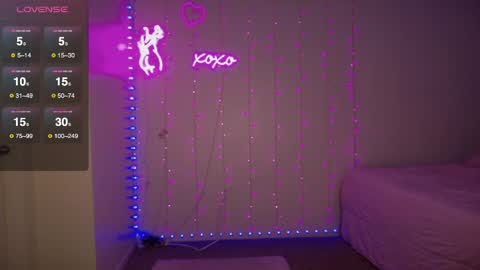 Bella Monroe online show from May 21, 2026, 5:03 am