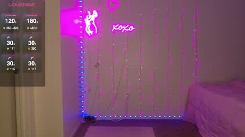 Bella Monroe online show from July 16, 2026, 4:29 am
