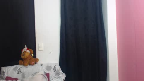 Snapshot of bellamy_sweet chatting on October 8, 2025, 6:44 am bellamy online show from October 8, 2025, 6:44 am