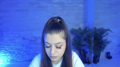 BellaNoir  online show from November 25, 2025, 5:51 am