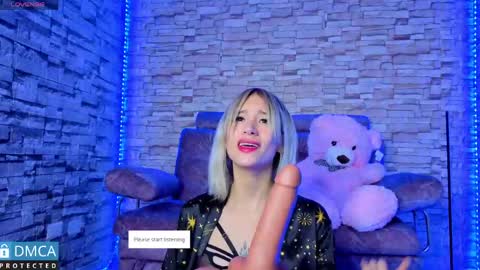 Snapshot of bellaodisea chatting on May 20, 2026, 7:20 pm online show from May 20, 2026, 7:20 pm