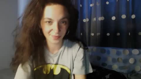 bellaqueen0701 online show from February 7, 2025, 2:04 pm
