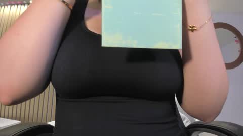  Bella Rose  online show from November 26, 2025, 4:02 am