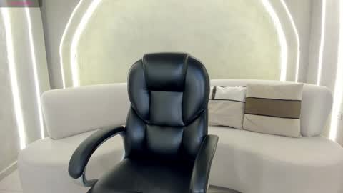 Snapshot of bellarosex1 chatting on February 22, 2026, 5:40 am Bella Rose online show from February 22, 2026, 5:40 am