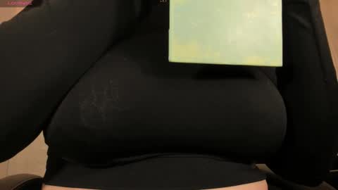  Bella Rose  online show from March 8, 2026, 11:30 pm