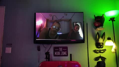 Snapshot of bellaskeykeeper chatting on May 21, 2026, 7:26 am Bellaskeykeeper online show from May 21, 2026, 7:26 am