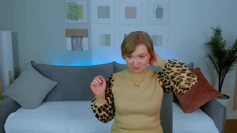 bellasmittssy online show from April 15, 2026, 9:16 am