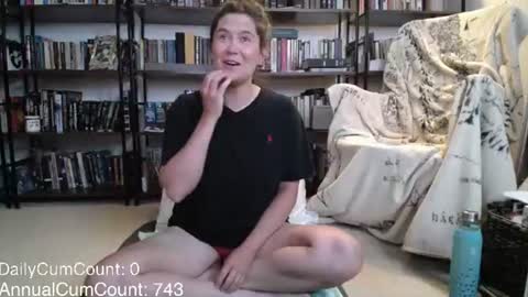 Snapshot of bellastrange69 chatting on July 18, 2026, 1:32 am BellaStrange69 online show from July 18, 2026, 1:32 am