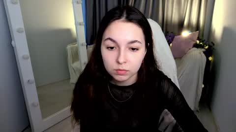 Bella online show from April 4, 2026, 5:06 am