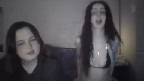 bellaxlauren online show from February 5, 2026, 9:30 pm