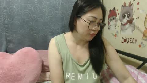 Snapshot of bellbabe chatting on February 5, 2025, 4:37 am Bella online show from February 5, 2025, 4:37 am