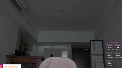 Belle Adrienne  IG  online show from February 25, 2026, 4:11 am