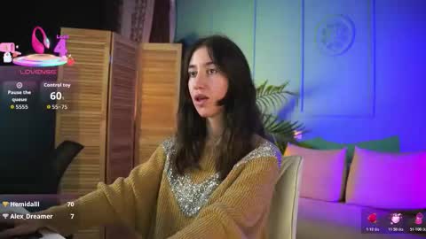 Bella online show from October 30, 2025, 4:08 pm