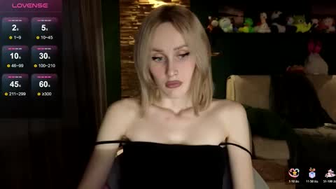 Belle online show from December 20, 2025, 2:35 pm