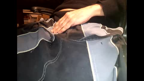 Snapshot of bellebate chatting on November 16, 2025, 6:24 pm Bellebate online show from November 16, 2025, 6:24 pm