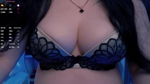 Hello I am kind friendly and cute girl online show from April 16, 2026, 7:31 am