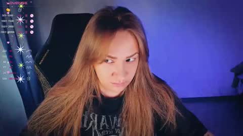 Snapshot of bellezza_ chatting on November 1, 2025, 7:32 am Your Annabelle Wolf online show from November 1, 2025, 7:32 am