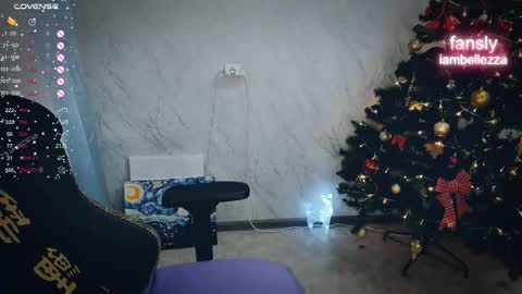 Snapshot of bellezza_ chatting on December 18, 2025, 3:40 pm Your Annabelle Wolf online show from December 18, 2025, 3:40 pm