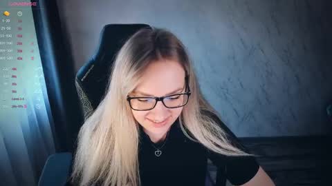 Your Annabelle Wolf  online show from June 1, 2026, 4:20 pm