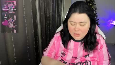 LinaBoo online show from January 13, 2026, 4:40 am