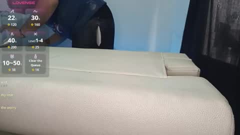 Snapshot of bellyjell chatting on January 13, 2026, 3:50 pm Your New Girlfriend online show from January 13, 2026, 3:50 pm